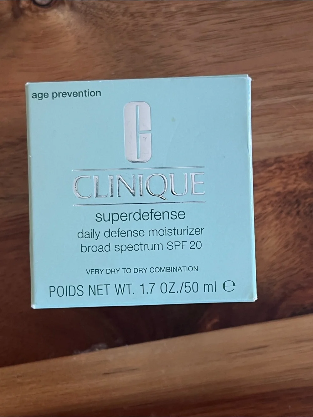 NWT Clinique 1.7 OZ/50 ml Full Size Superdefense Daily Defense MoisturizerSPF20